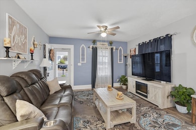 1407 S Meeker Ave, Muncie, IN 47302 - photo 4