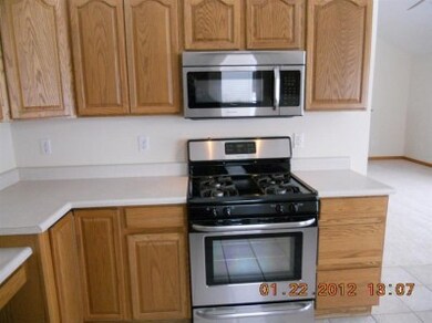 9178 Lane St, Merrillville, IN 46410 - photo 4