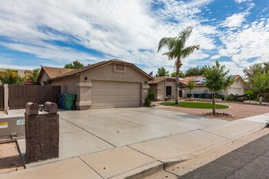 3) FRONT OF HOME