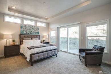 2451 10th St NE, East Wenatchee, WA 98802 - photo 3