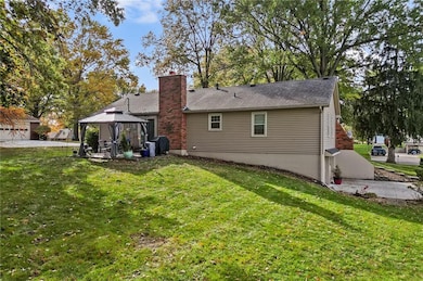 903 Goodrich Dr, Richmond, MO 64085 - photo 3