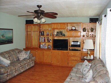 1403 Penick Rd, Waller, TX 77484 - photo 7