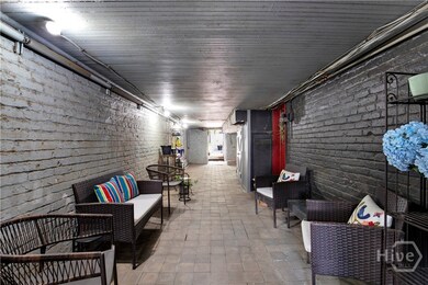 117 E Jones St unit Upper Carriage House, Savannah, GA 31401 - photo 6