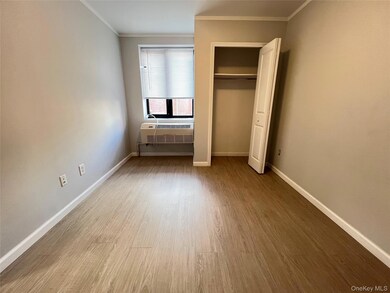 6070 Woodhaven Blvd unit 3H, Elmhurst, NY 11373 - photo 3