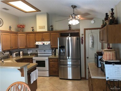 936 Katrin Dr, Alamo, TX 78516 - photo 5