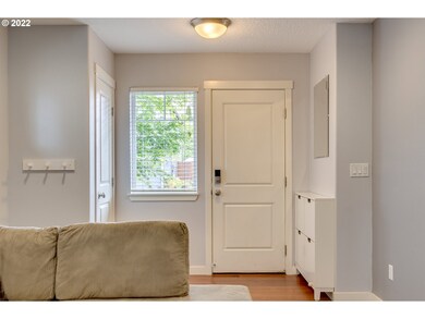 955 NW 2nd Ave, Canby, OR 97013 - photo 4