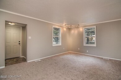 232 N Hoyt 3