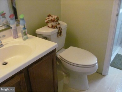 29 Pinecrest Dr, Woodbury, NJ 08096 - photo 7