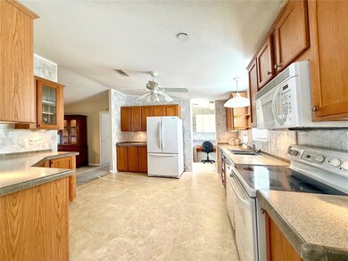 250 S Port Royal Ln, Apollo Beach, FL 33572 - photo 5