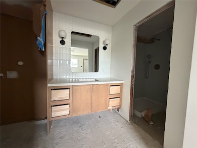 1901 Richmond Ave unit 34, Houston, TX 77098 - photo 5