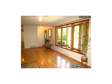 Living Rm w/Gleaming Hardwood Floors. See-Thru Fir