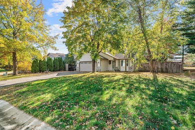 4-web-or-mls-4134 145th Ln-4.jpg