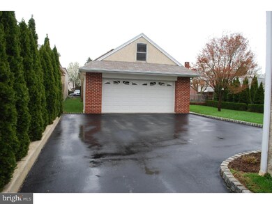 2419 Olcott Ave, Ardmore, PA 19003 - photo 3