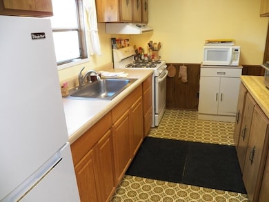 520 Green Mountain Rd, Effingham, NH 03882 - photo 3