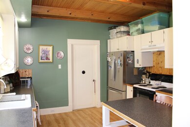 821 N Arnim Ave, Deer Park, WA 99006 - photo 4