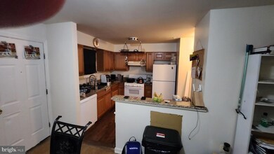 2128 Brunt St, Baltimore, MD 21217 - photo 4