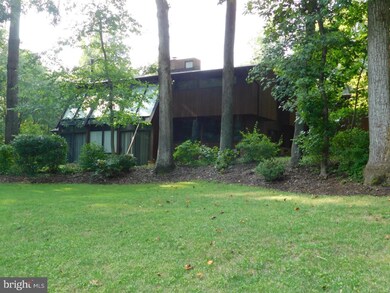 1200 Village Lake Dr, Davidsonville, MD 21035 - photo 3