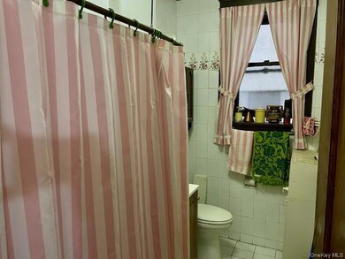 33-21 82nd St unit 1, Jackson Heights, NY 11372 - photo 6