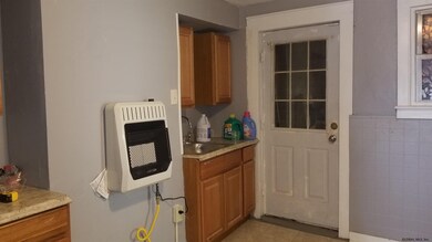 594 3rd St, Albany, NY 12206 - photo 6