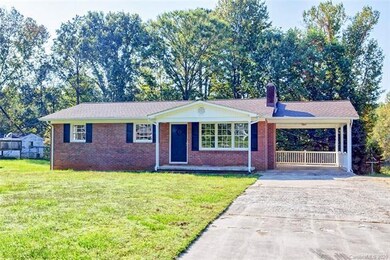 112 Fieldstone Farm Dr, Statesville, NC 28625 - photo 3