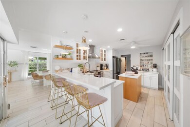 341 Island Dr, Key Biscayne, FL 33149 - photo 6