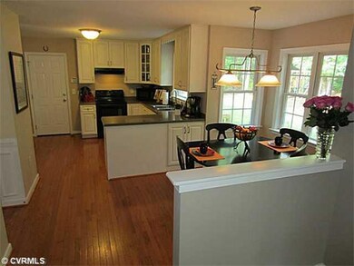 Kitchen - Another Picture of the Kitchen shows off