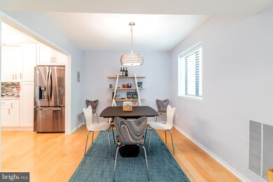 1658 Parkcrest Cir unit 200, Reston, VA 20190 - photo 7