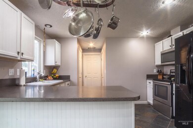 1228 Willow Creek Dr, Nampa, ID 83686 - photo 4