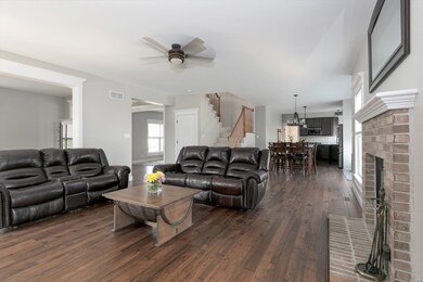 1452 Devonshire County Dr, Wentzville, MO 63385 - photo 6