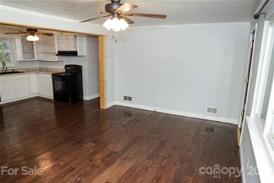 5084 Circle Dr, Conover, NC 28613 - photo 6