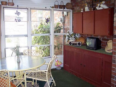 Sun Room. build in cabinet for added storage or us