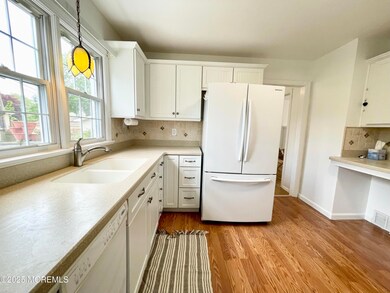 612 Myrtle Ave, Allenhurst, NJ 07711 - photo 5