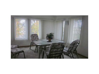 4-Seasons Porch/Room.