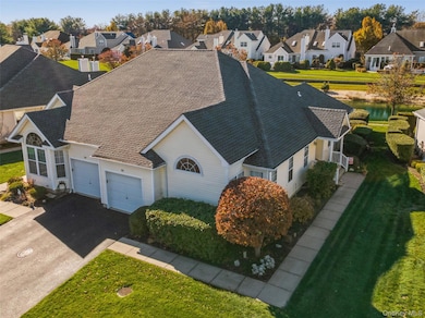 53 Goose Neck Ln unit 53, Riverhead, NY 11901 - photo 3