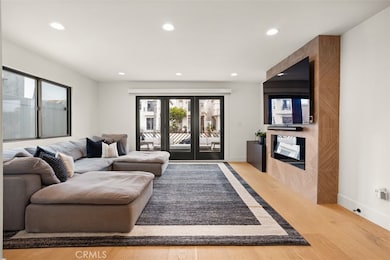 307 18th St, Huntington Beach, CA 92648 - photo 6