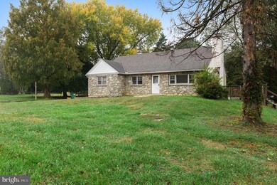 1 Benburb Rd, Phoenixville, PA 19460 - photo 3