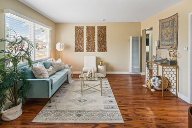 3522 E La Jara St, Long Beach, CA 90805 - photo 5