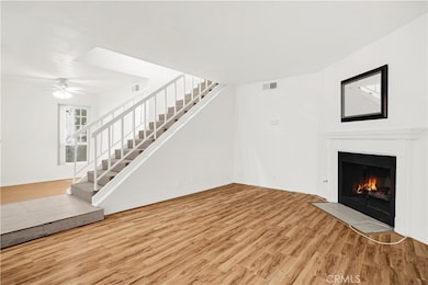 18411 Hatteras St unit 122, Tarzana, CA 91356 - photo 2