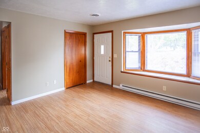 1162 Mcclure Rd, Columbus, IN 47201 - photo 3