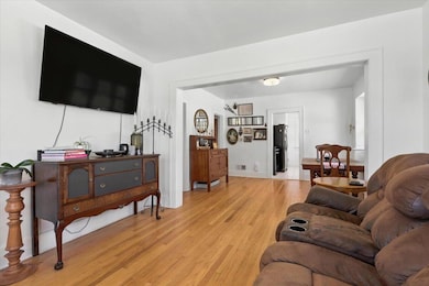 07-2827 2nd Ave7