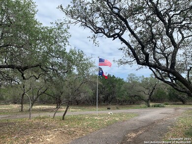 2177 Cr 251, Hondo, TX 78861 - photo 6