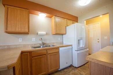 Washburn Condo-4