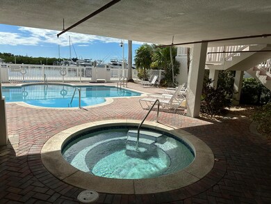 Pool/Hot Tub