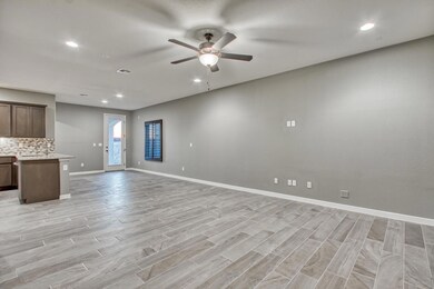 13813 Paseo de Plata Dr, El Paso, TX 79928 - photo 7