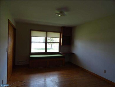 1303 Windsor Edinburg Rd, Princeton Junction, NJ 08550 - photo 4