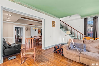 203 W Sheridan Rd, Petersburg, IL 62675 - photo 5