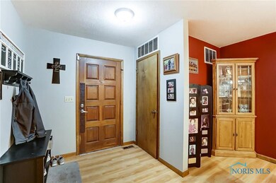 1217 Heather Dr, Findlay, OH 45840 - photo 4