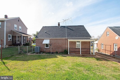 409 Duncan Ave, Front Royal, VA 22630 - photo 4