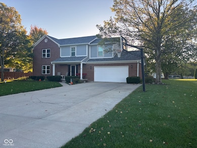 3640 S Applegate Dr, New Palestine, IN 46163 - photo 2