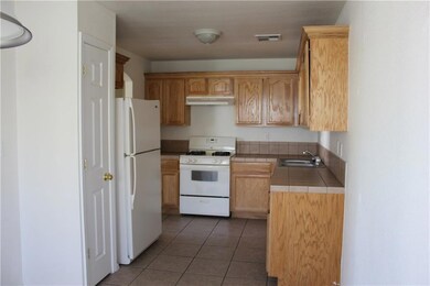 14272 Desert Stone Dr, Horizon City, TX 79928 - photo 7